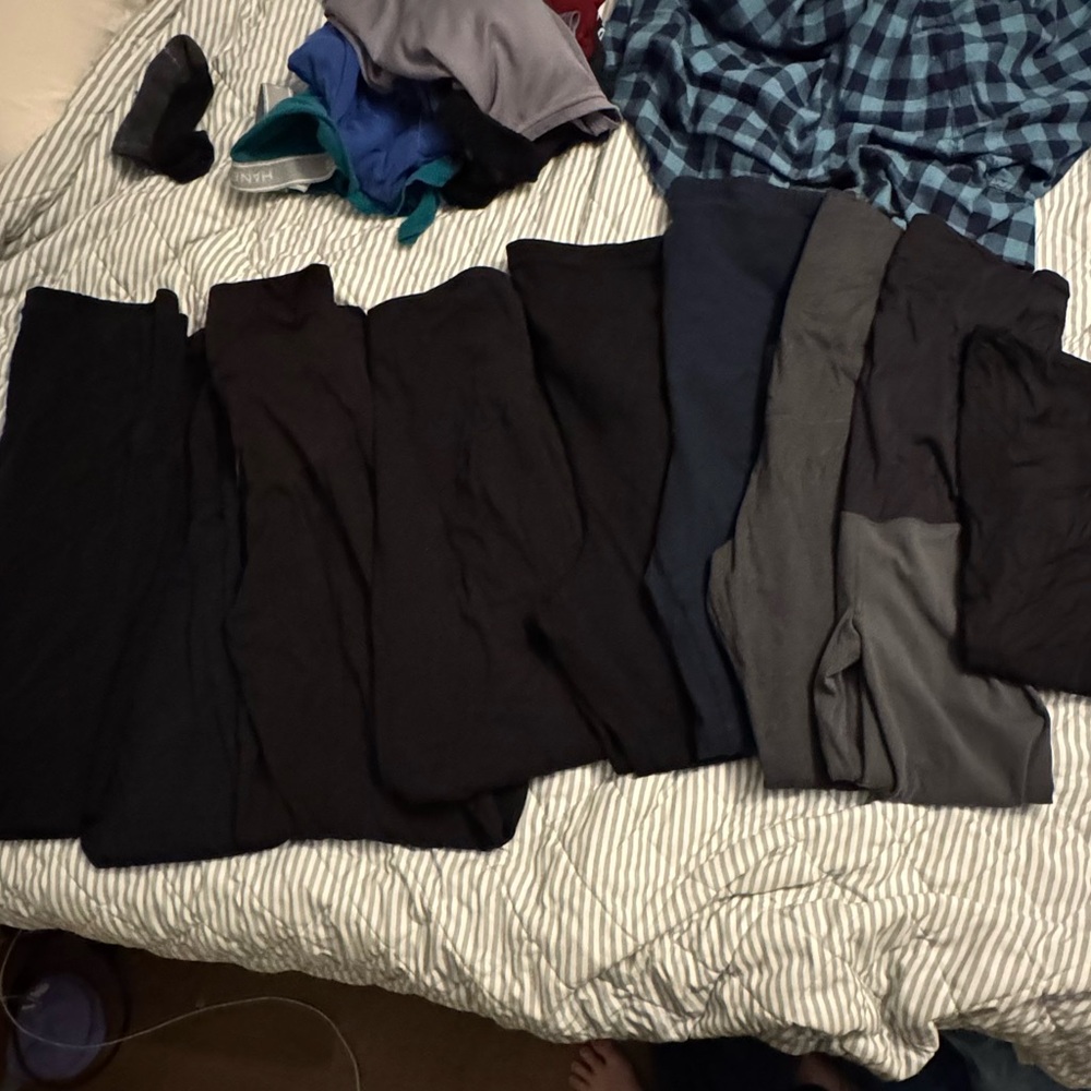 Maternity leggings bundle